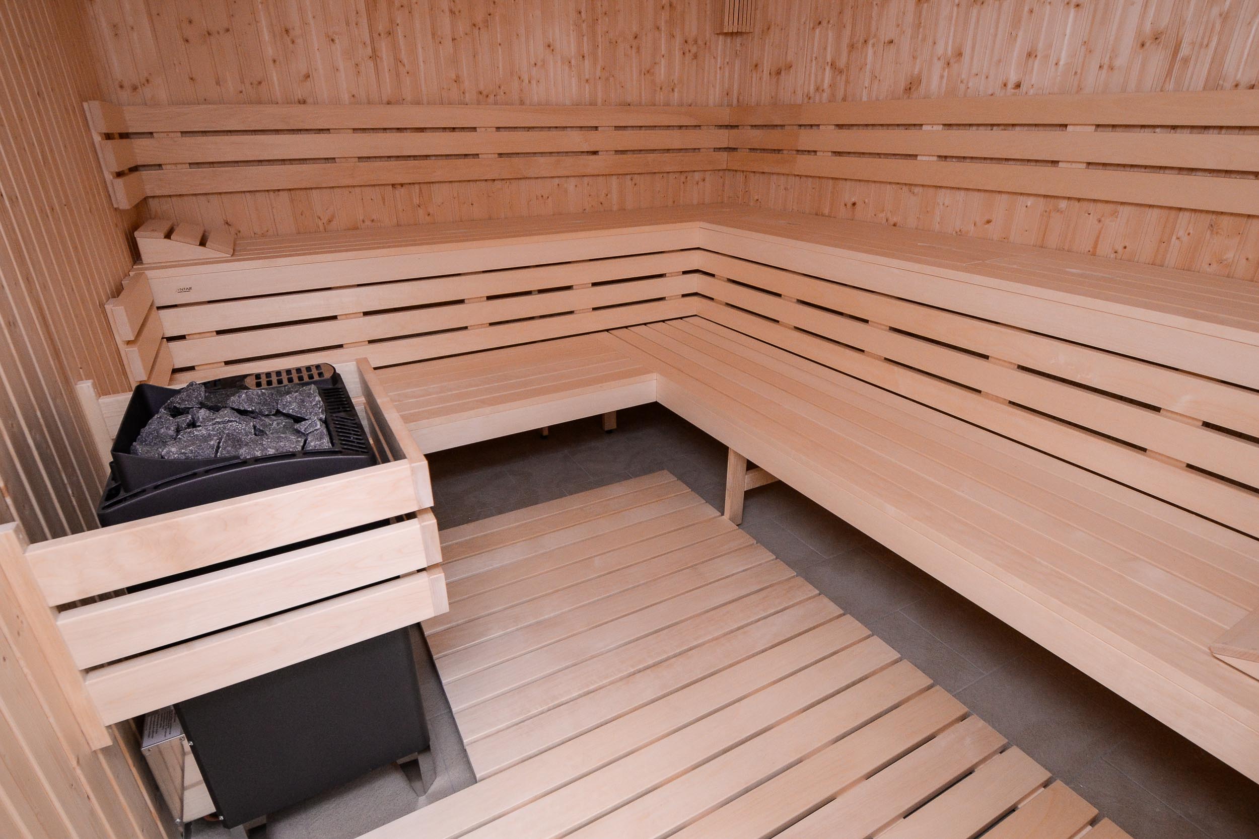 Sportovní gymnázium má novou atletickou halu (foto: M. Pecuch, 25.1.2023)