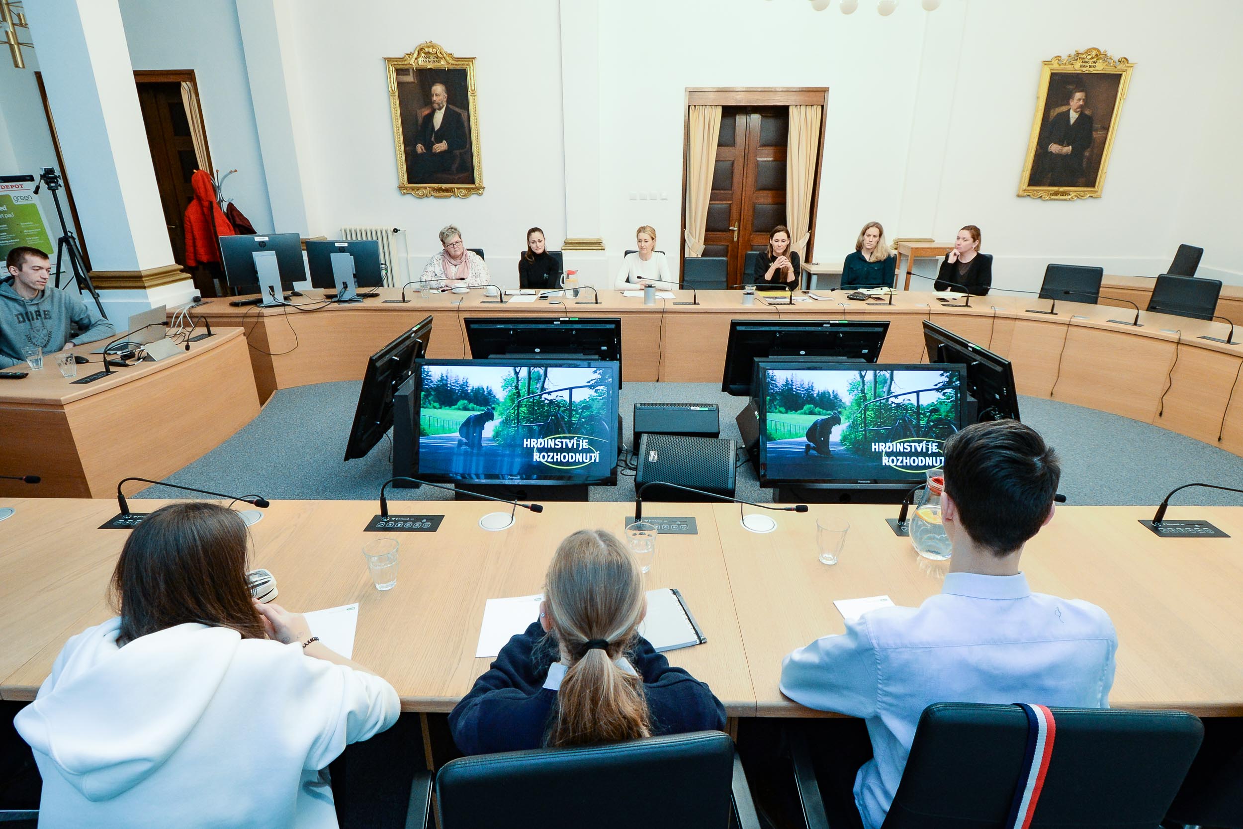 Na plzeňské radnici zasedali předsedové žákovského parlamentu (foto: M. Pecuch, 2.2.2023)