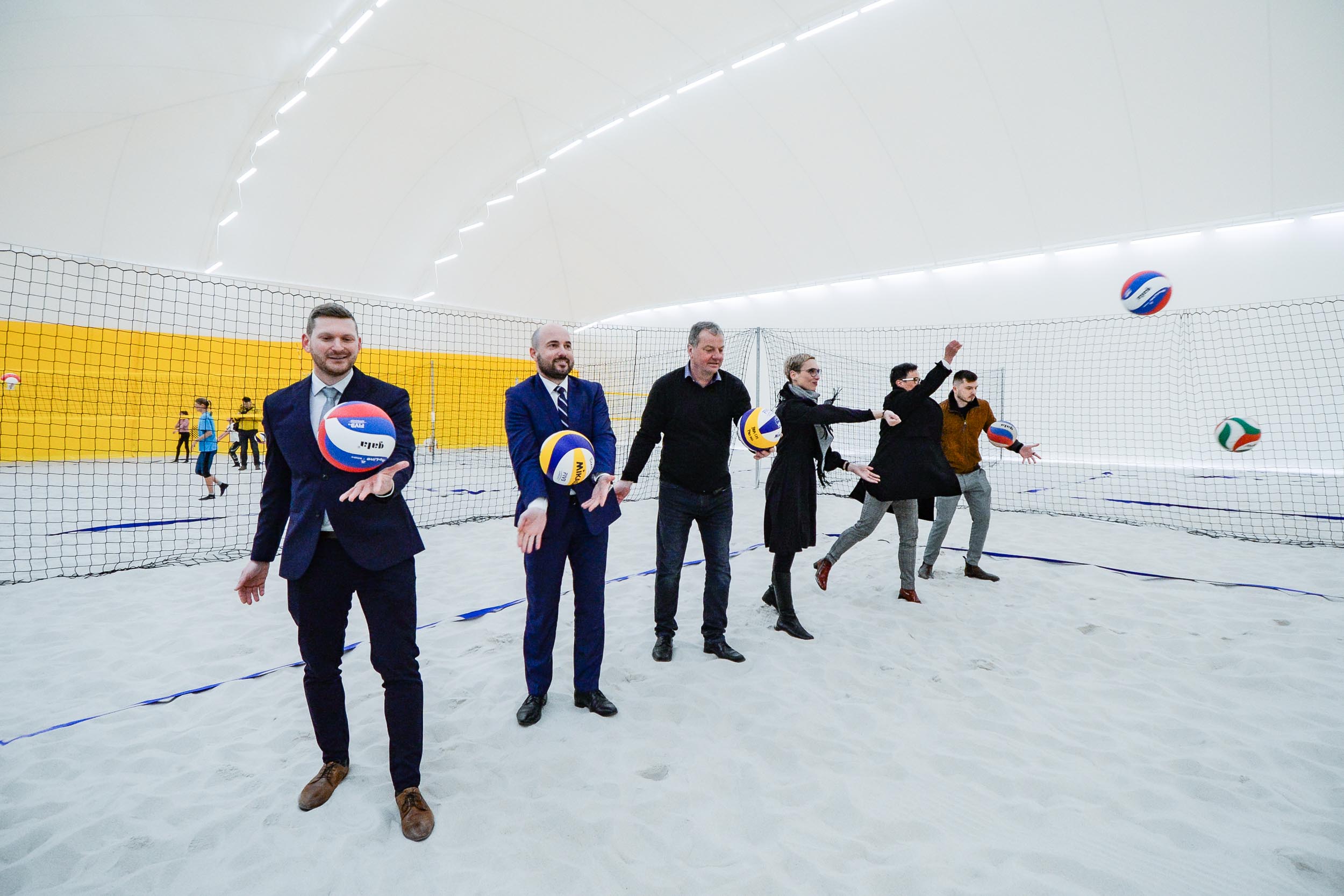 Ve Sportovním areálu na Prokopávce vystavělo město nová hřiště na plážový volejbal (foto: M. Pecuch, 14.2.2023)