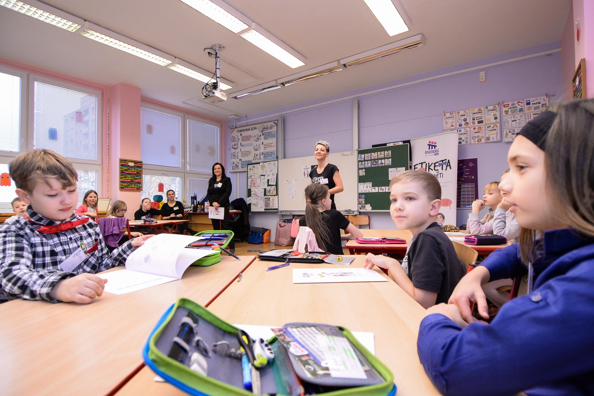 Hodina etikety na 1. ZŠ (foto: M. Pecuch, 7.3.2023)