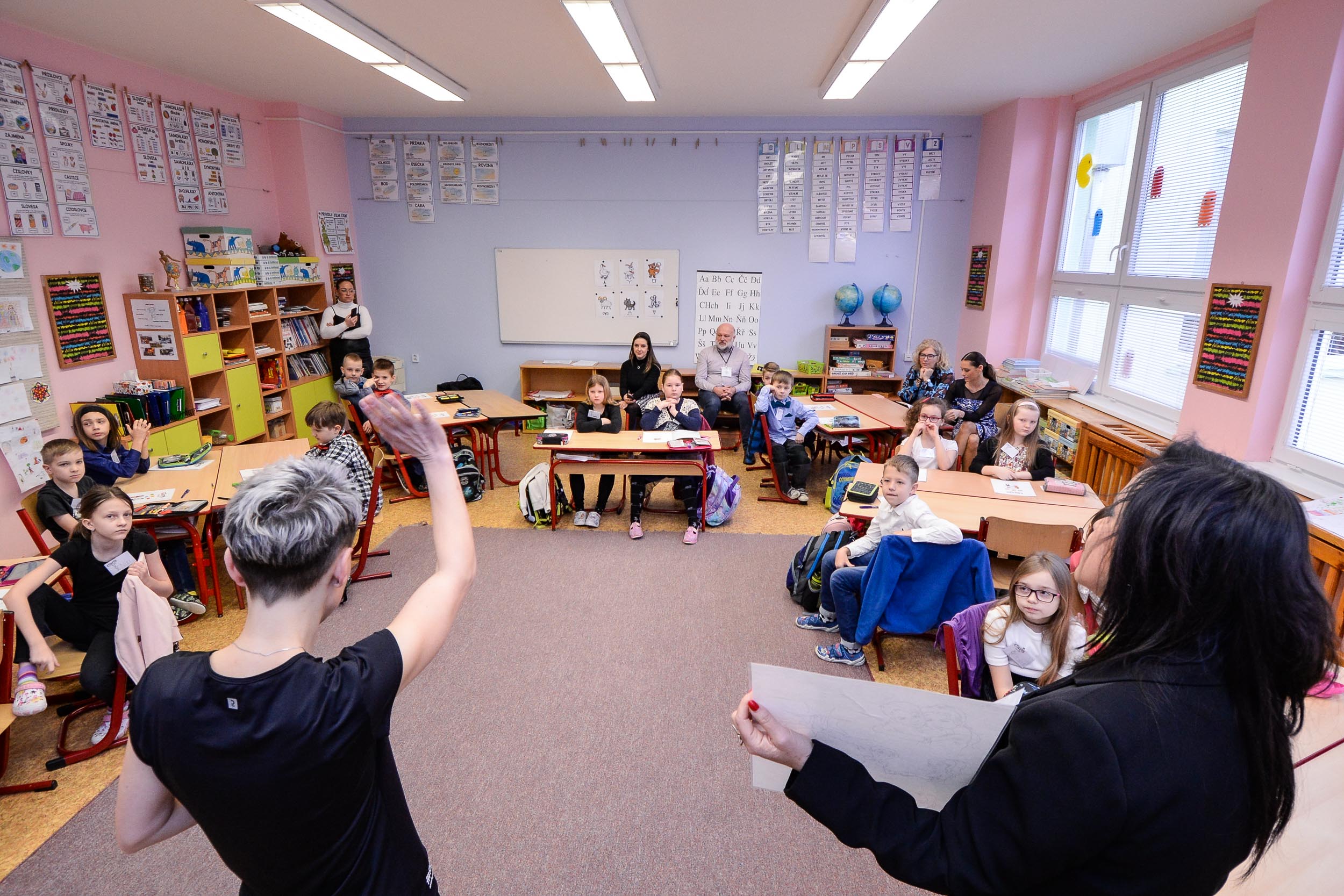 Hodina etikety na 1. ZŠ (foto: M. Pecuch, 7.3.2023)