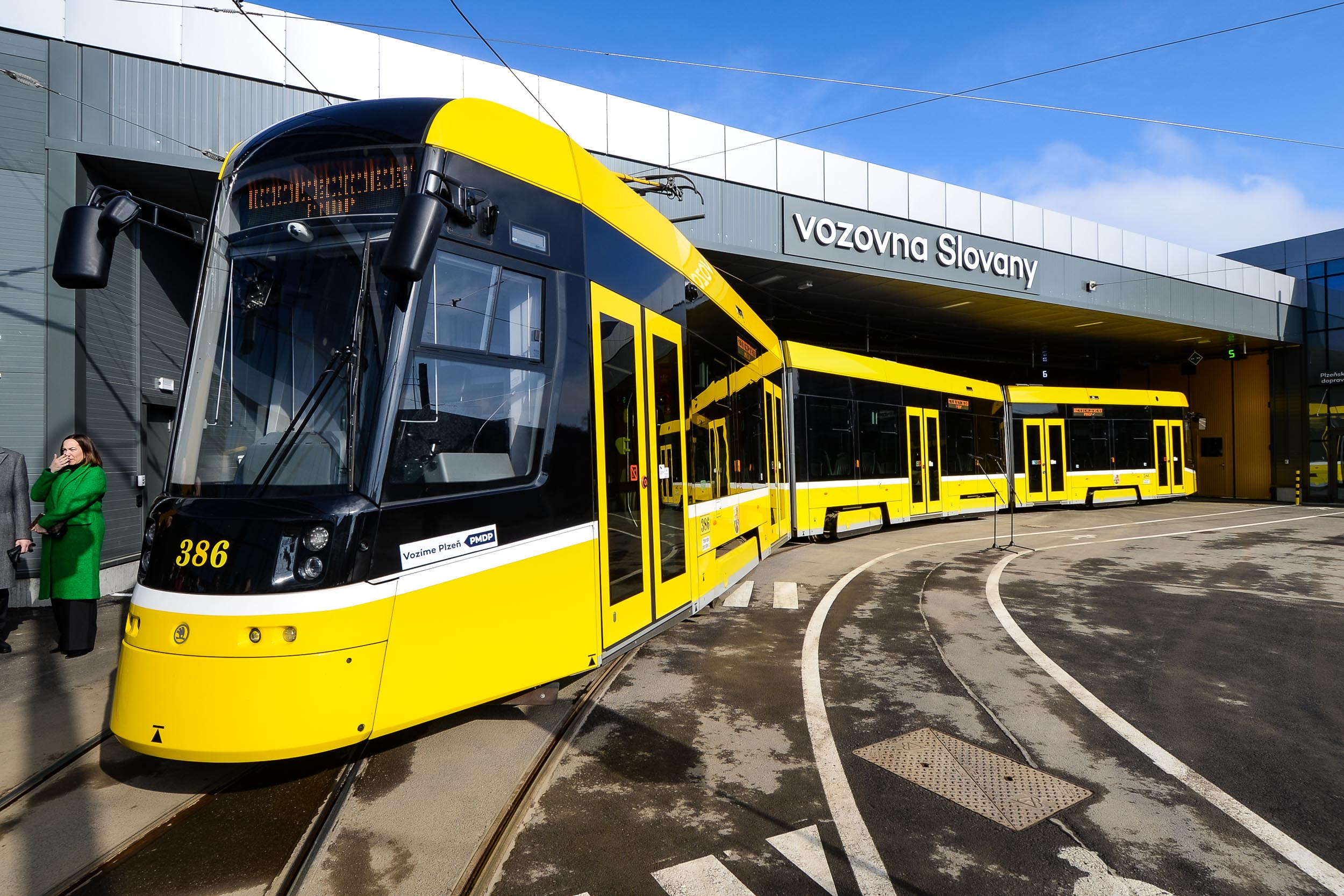 Zahájení provozu nové vozovny Slovany (foto: M. Pecuch, 16.3.2023)