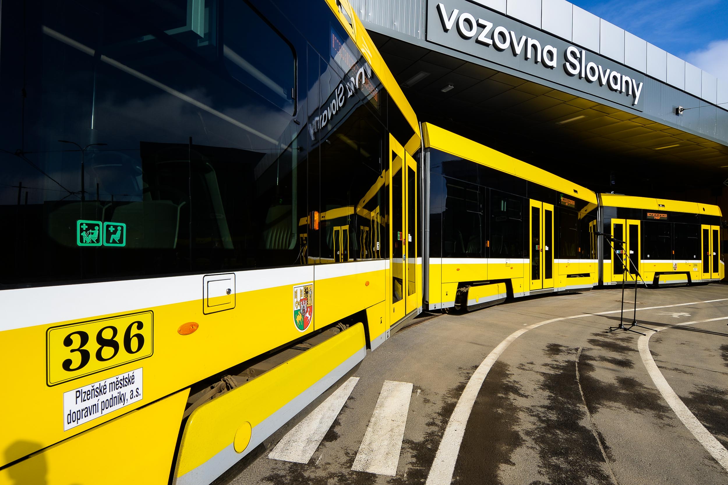 Zahájení provozu nové vozovny Slovany (foto: M. Pecuch, 16.3.2023)