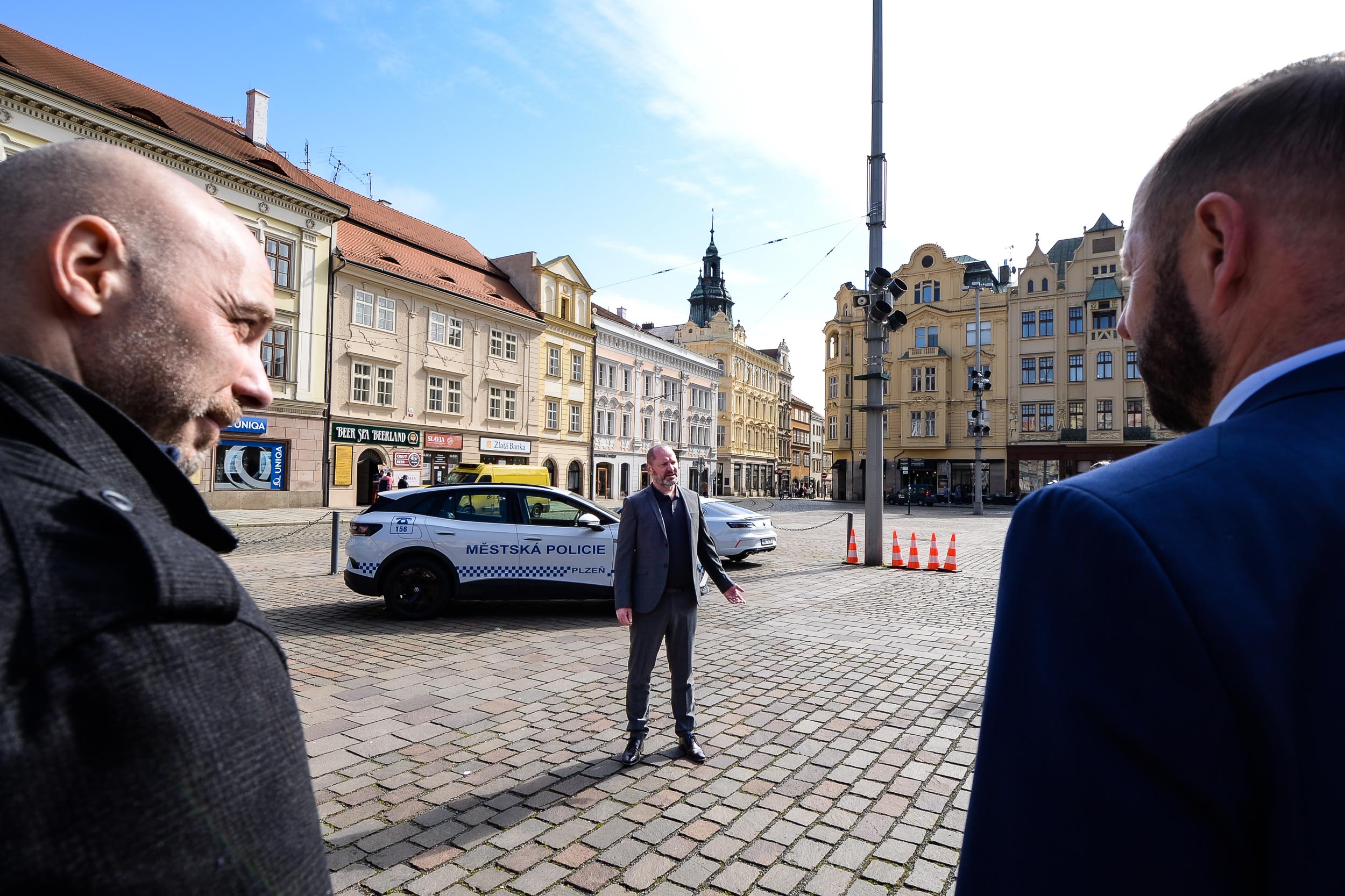 Plzeňští strážníci mají nový elektromobil (foto: M. Pecuch, 27.4.2023)