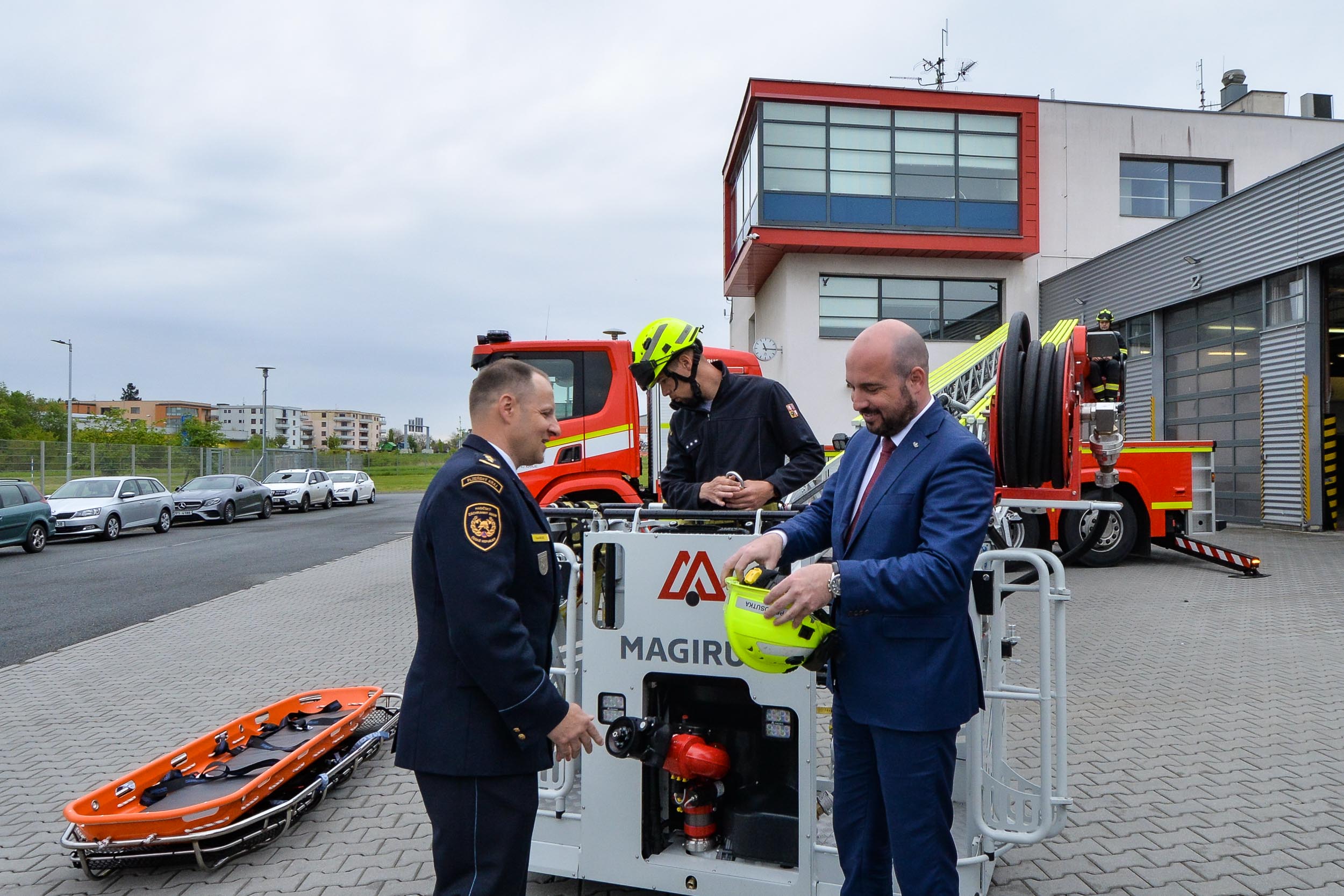 Nová technika pro hasiče Plzeňského kraje (foto: M. Pecuch, 10.5.2023)
