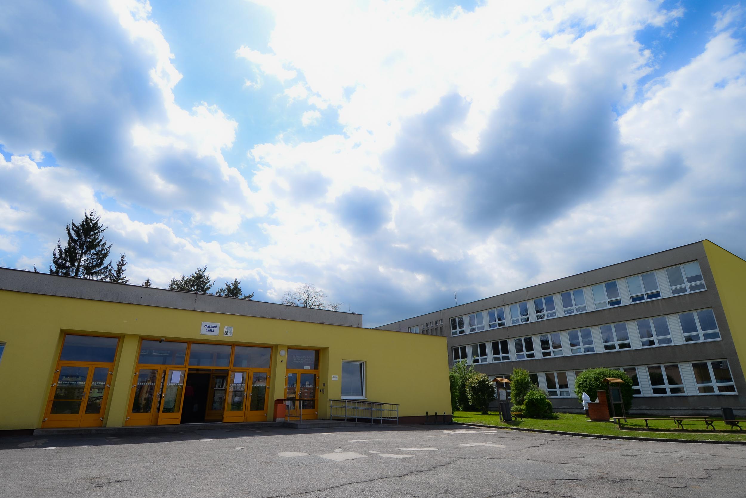 28. ZŠ oslavila 50 let