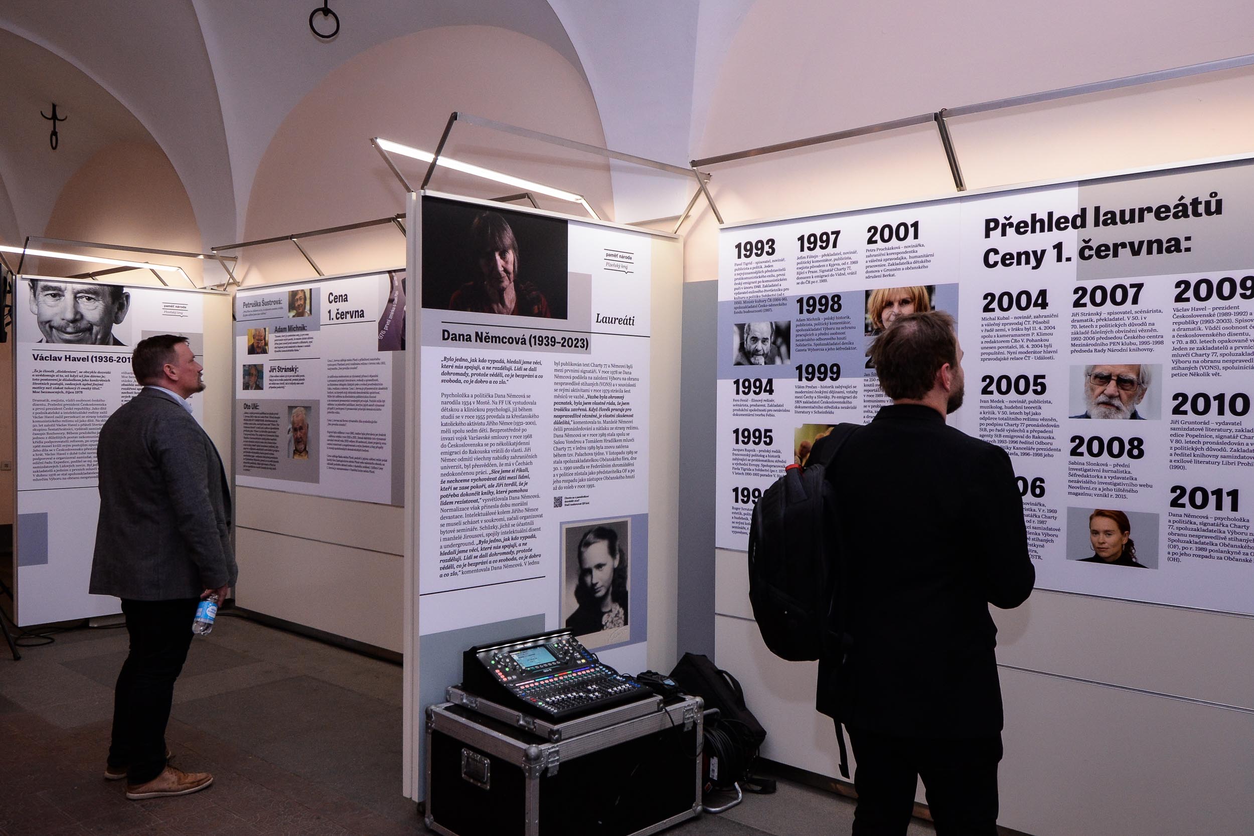 Cenu 1. června získal novinář, diplomat a disident Luboš Dobrovský in memoriam (foto: M. Pecuch, 1.6.2023)