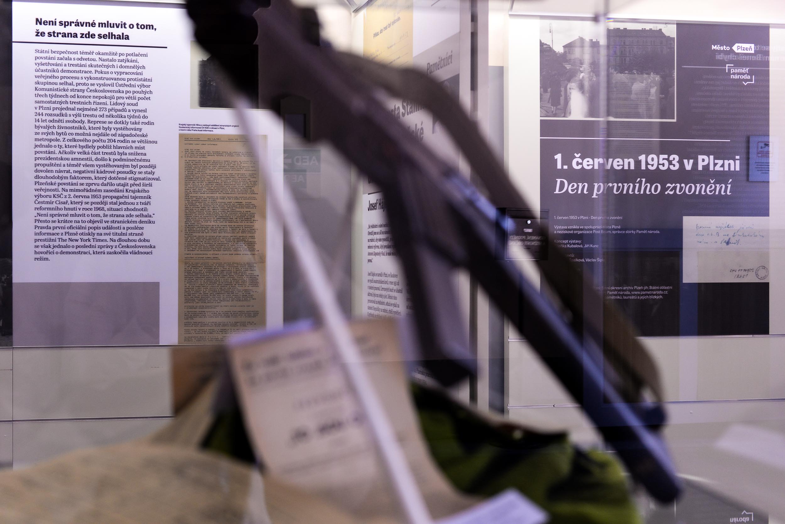 Výstava Den prvního zvonění (foto: M. Pecuch, 1.6.2023)