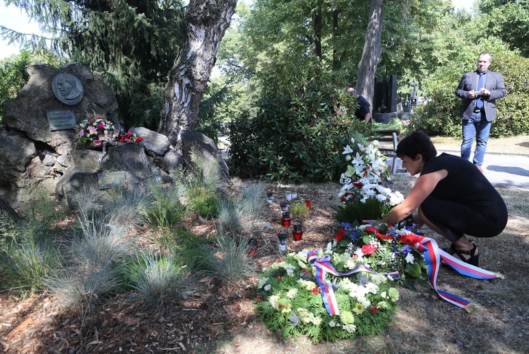 Pietní akt u příležitosti 100. výročí úmrtí Karla Klostermanna (foto: M. Krausová)