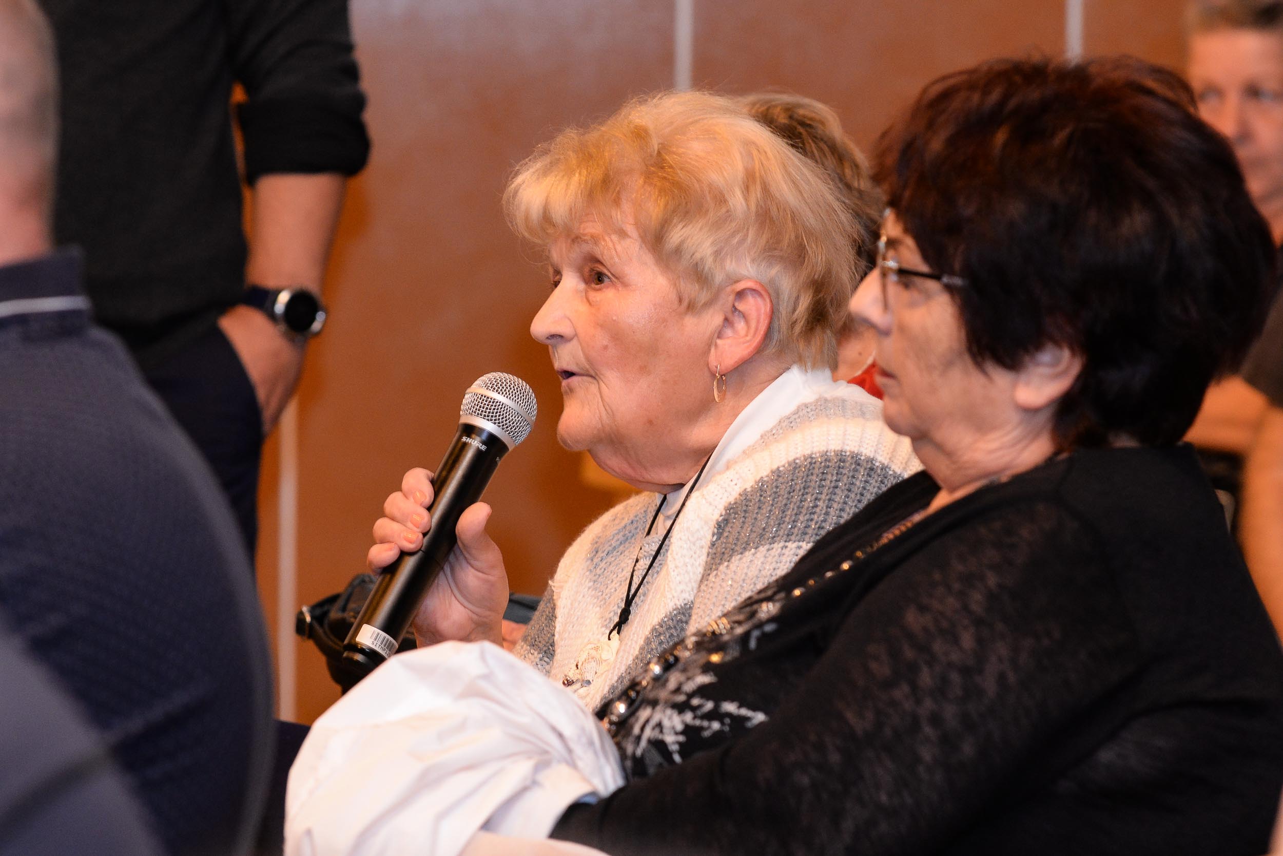 Zástupci města diskutovali s občany o rozvoji Nové Valchy (foto: M. Pecuch, 30.8.2023)