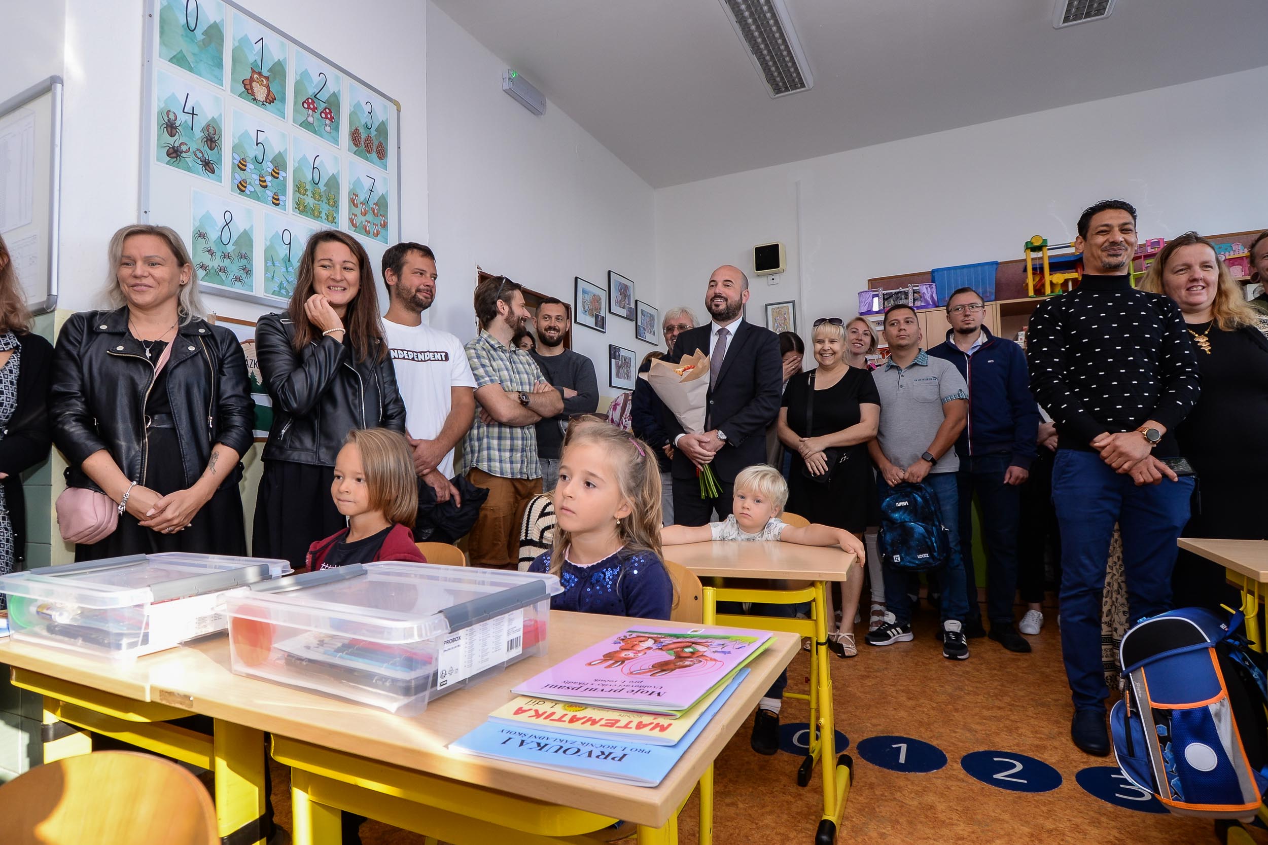 První školní den na 33. ZŠ v Plzni (foto: M. Pecuch, 4.9.2023)