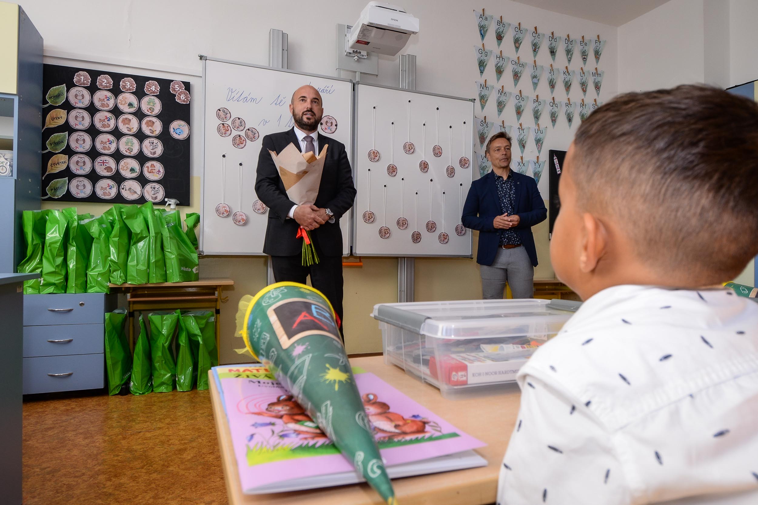 První školní den na 33. ZŠ v Plzni (foto: M. Pecuch, 4.9.2023)