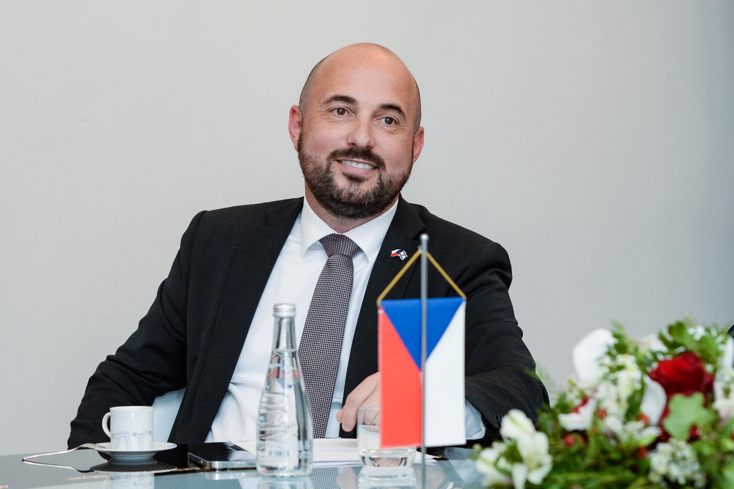 Plzeňskou radnici navštívil britský velvyslanec (foto: M. Pecuch, 12.10.2023)