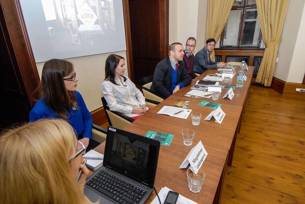 Na radnici se 30.11.2015 konala tisková konference k roku prohlídek interiérů Adolfa Loose v Plzni.