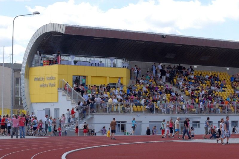 Nový atletický stadion včetně zázemí mohou od 1. července 2013 sportovci plně využívat. Areál, jehož stavbu město financovalo částkou přesahující 107 milionů korun, má v nájmu atletický klub AK Škoda Plzeň, který ho bude využívat pro tréninkové aktivity svých členů a zároveň jej bude provozovat.