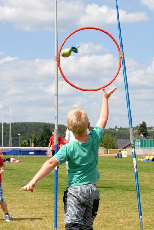 Nový atletický stadion včetně zázemí mohou od 1. července 2013 sportovci plně využívat. Areál, jehož stavbu město financovalo částkou přesahující 107 milionů korun, má v nájmu atletický klub AK Škoda Plzeň, který ho bude využívat pro tréninkové aktivity svých členů a zároveň jej bude provozovat.