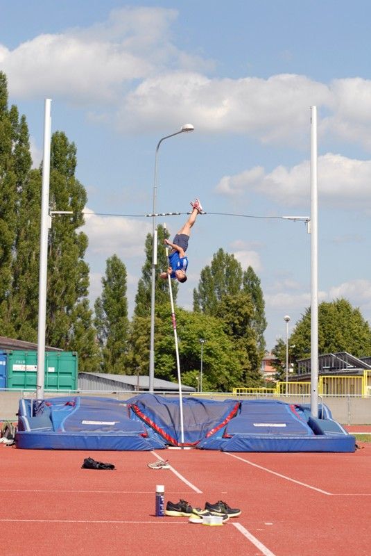 Nový atletický stadion včetně zázemí mohou od 1. července 2013 sportovci plně využívat. Areál, jehož stavbu město financovalo částkou přesahující 107 milionů korun, má v nájmu atletický klub AK Škoda Plzeň, který ho bude využívat pro tréninkové aktivity svých členů a zároveň jej bude provozovat.
