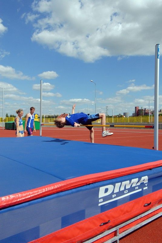 Nový atletický stadion včetně zázemí mohou od 1. července 2013 sportovci plně využívat. Areál, jehož stavbu město financovalo částkou přesahující 107 milionů korun, má v nájmu atletický klub AK Škoda Plzeň, který ho bude využívat pro tréninkové aktivity svých členů a zároveň jej bude provozovat.