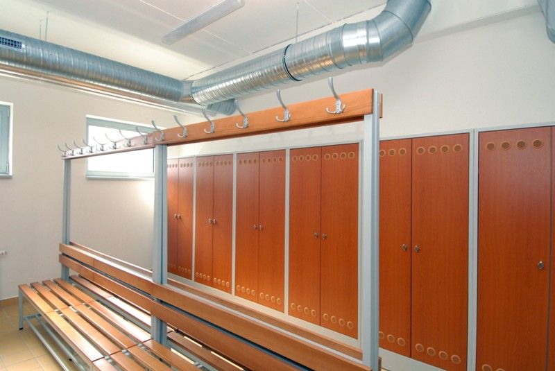 Nový atletický stadion včetně zázemí mohou od 1. července 2013 sportovci plně využívat. Areál, jehož stavbu město financovalo částkou přesahující 107 milionů korun, má v nájmu atletický klub AK Škoda Plzeň, který ho bude využívat pro tréninkové aktivity svých členů a zároveň jej bude provozovat.