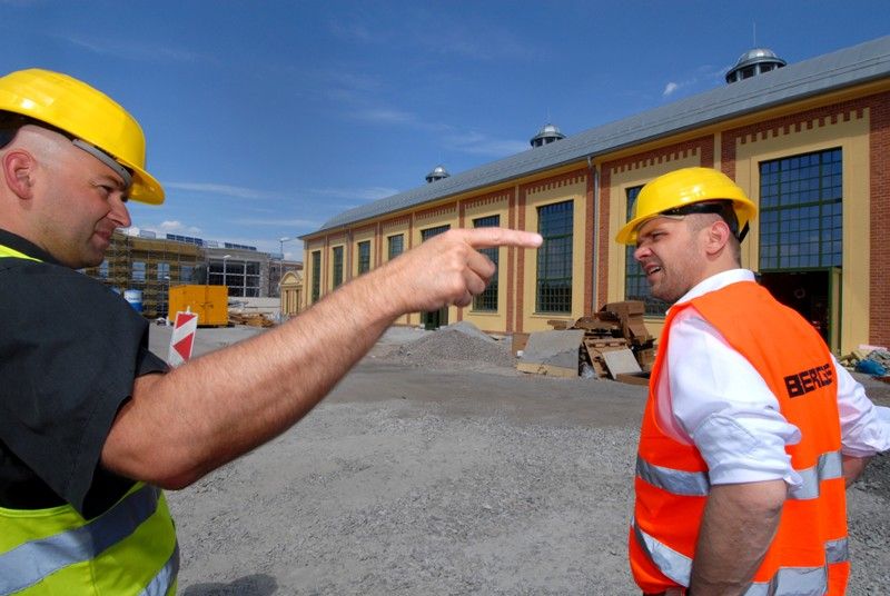 V areálu bývalé Škodovky vzniká moderní interaktivní vzdělávací centrum Techmania Science Center. Své současné prostory rozšíří do tří desítek tisíc metrů čtverečních a nabídne řadu laboratoří, dílen a expozic. Už v polovině příštího roku se stane jedním z nejvýznamnějších center neformálního vzdělávání v České republice. Součástí projektu je 3D planetárium, které se pro návštěvníky otevře už 4. listopadu letošního roku. V historickém továrním objektu z roku 1916 v současné době finišují dokončovací práce. Ty odborné tady provádějí američtí experti, kteří instalují speciální technologii s bezmála stovkou programů. A že je se na co těšit, může potvrdit i primátor Martin Baxa, který zhlédl při své návštěvě v úterý 23. července 2013 zlomek toho, co na návštěvníky planetária po jeho otevření čeká.