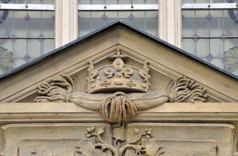 Hlavní vstup do Západočeského muzea v Plzni najdete z Šafaříkových sadů. (foto: 10.10.2013)