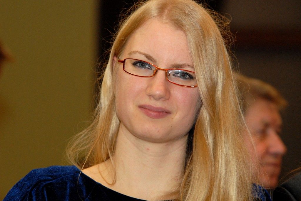 Prvními držiteli uměleckých cen města Plzně jsou básník Josef Hrubý, akademický malíř Jiří Beránek a výtvarnice Marie Kohoutová. Ocenění obdrželi z rukou primátora Martina Baxy a náměstkyně Evy Herinkové při slavnostním setkání v Malém sále Měšťanské besedy v pátek 8. listopadu 2013. Čtvrtou uměleckou cenu obdržela Západočeská galerie za výstavu s názvem Začátek století, která vyvolala diskusi jak mezi odbornou, tak mezi laickou veřejností.