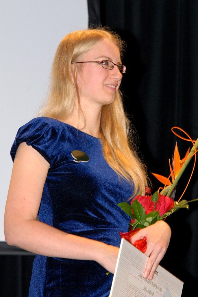 Prvními držiteli uměleckých cen města Plzně jsou básník Josef Hrubý, akademický malíř Jiří Beránek a výtvarnice Marie Kohoutová. Ocenění obdrželi z rukou primátora Martina Baxy a náměstkyně Evy Herinkové při slavnostním setkání v Malém sále Měšťanské besedy v pátek 8. listopadu 2013. Čtvrtou uměleckou cenu obdržela Západočeská galerie za výstavu s názvem Začátek století, která vyvolala diskusi jak mezi odbornou, tak mezi laickou veřejností.