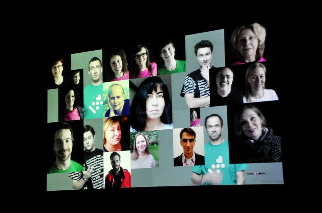 Za účasti ministra kultury Jiřího Balvína, primátora Martina Baxy a zástupce Evropské komise Jana Michala dnes (5.12.2013) představila společnost Plzeň 2015 v zaplněném sále pražského Divadla Archa program projektu Plzeň – Evropské hlavní město kultury v roce 2015. Podle uměleckého šéfa projektu Petra Formana má společnost v tuto chvíli naplánovaný a potvrzený hlavní program z 85 procent. Nabídne po celý rok přes 50 velkých kulturních událostí ve veřejném prostoru a 600 dalších akcí.
