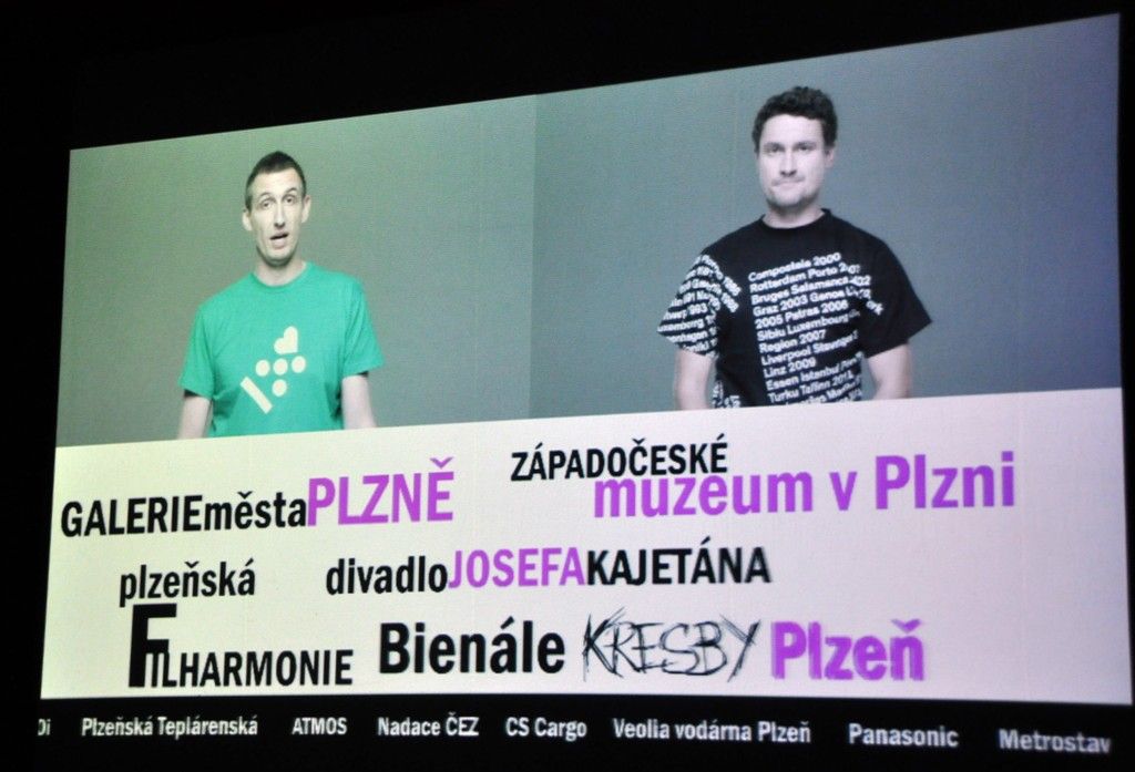 Za účasti ministra kultury Jiřího Balvína, primátora Martina Baxy a zástupce Evropské komise Jana Michala dnes (5.12.2013) představila společnost Plzeň 2015 v zaplněném sále pražského Divadla Archa program projektu Plzeň – Evropské hlavní město kultury v roce 2015. Podle uměleckého šéfa projektu Petra Formana má společnost v tuto chvíli naplánovaný a potvrzený hlavní program z 85 procent. Nabídne po celý rok přes 50 velkých kulturních událostí ve veřejném prostoru a 600 dalších akcí.