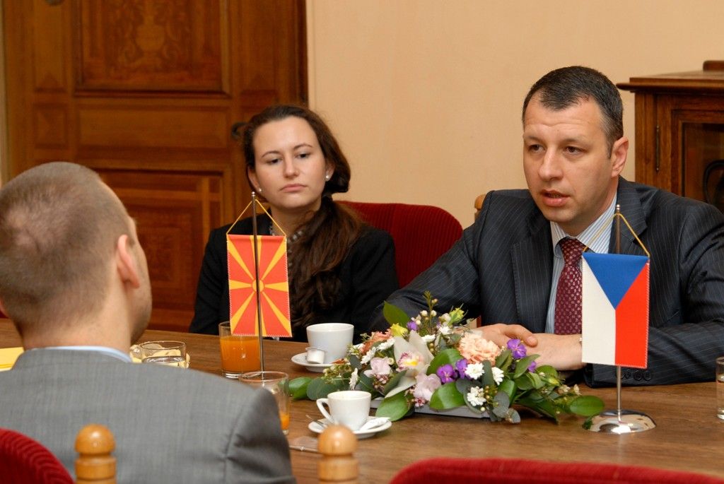 Makedonský velvyslanec se přijel představit do Plzně