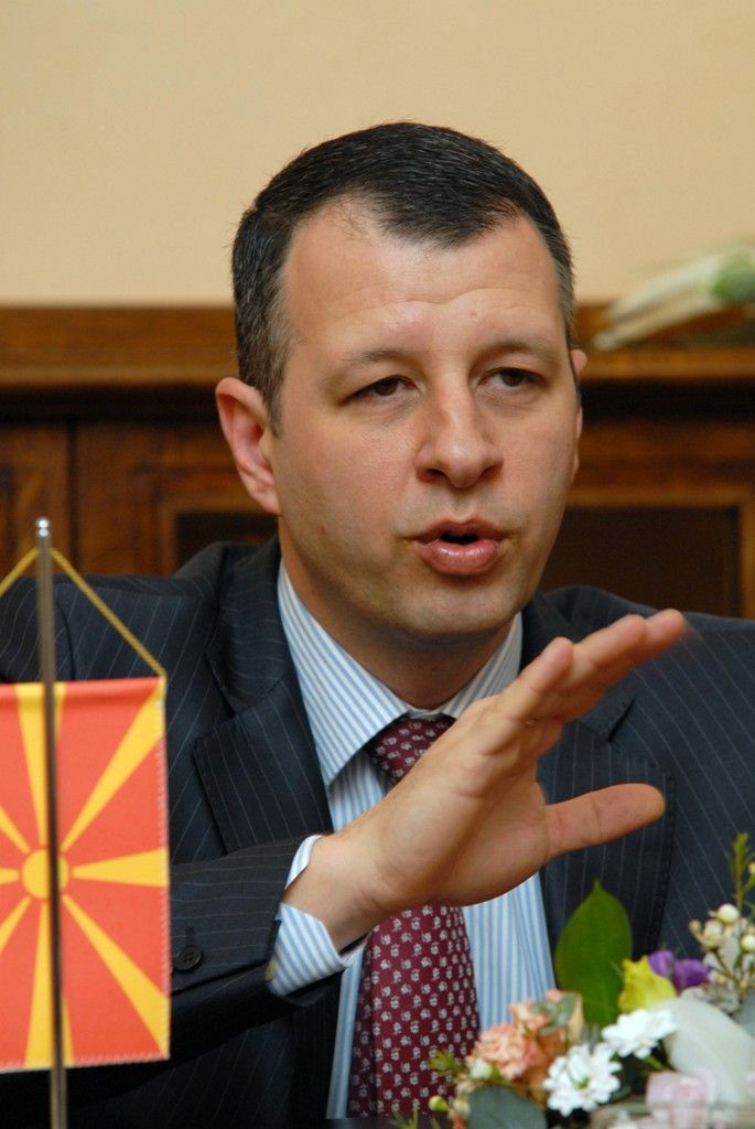 Mimořádný a zplnomocněný velvyslanec Makedonie v České republice J. E. Paskal Stojcheski se po roce úřadování přijel 4.3.2014 představit do Plzně. Na radnici se setkal s primátorem Martinem Baxou. „Nastal čas seznámit se s jednotlivými regiony a zjistit další možnosti spolupráce jak v oblasti kultury, tak při obchodování,“ uvedl velvyslanec.