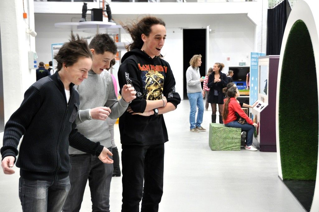 Techmania Science Center dnes 28.3.2014 otevřela nové prostory věnované neformálnímu vzdělávání. Tisíce metrů čtverečních, stovky interaktivních exponátů. Laboratoře představují počátek změn v přístupu ke vzdělávání v technických a přírodovědných oborech. (foto: Z. Kubalová)