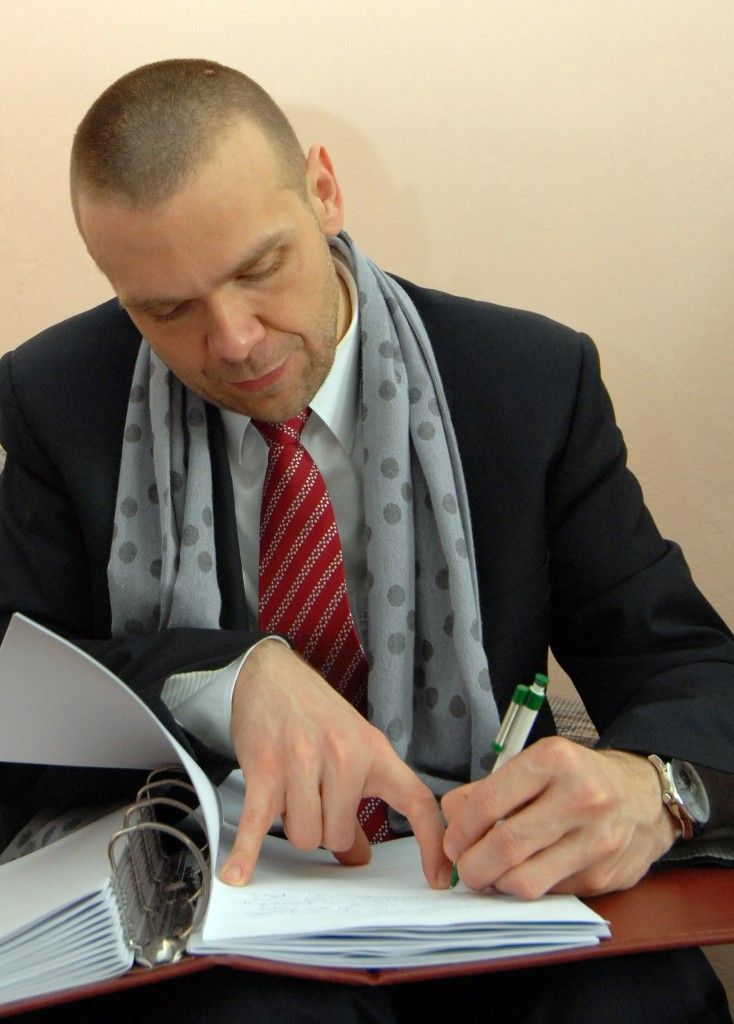 Základní škola sídlí na Americké třídě a je jednou z několika plzeňských základních škol, která má otevřeny přípravné třídy. Na žáky a pedagogy těchto tříd se při své návštěvě školy v úterý 1. dubna 2014 zašel podívat primátor Martin Baxa. Ocenil dlouholeté zkušenosti s provozováním přípravných tříd, v nichž pedagogové učí děti, které nejsou dostatečně zralé na zahájení povinné školní docházky, získat potřebné návyky k usnadnění přechodu z mateřské do základní školy.