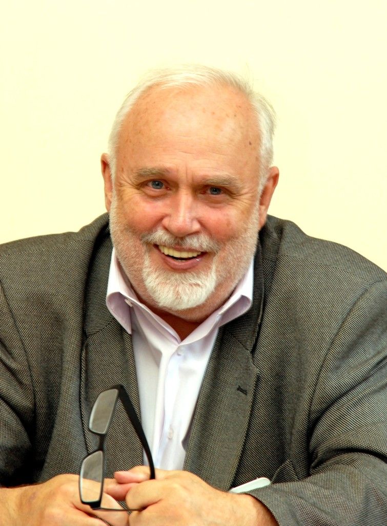 Tisková konference k dopravním uzavírkám se konala 15.4.2014 na plzeňské radnici za účasti náměstků Šimáka a Šindeláře.