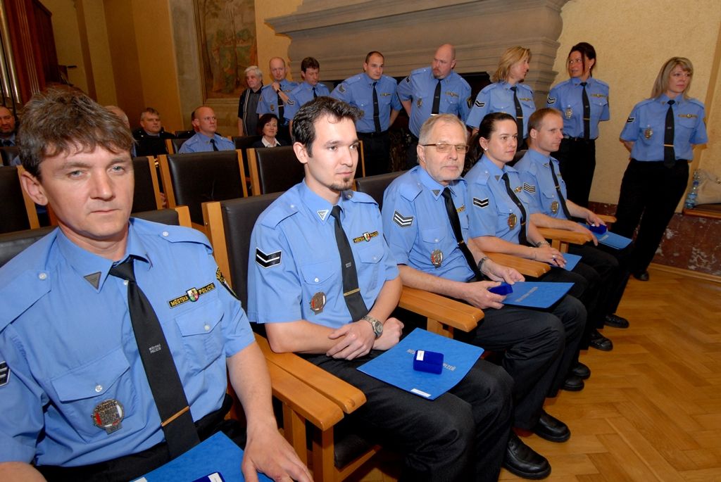 Městská policie ocenila práci svých strážníků