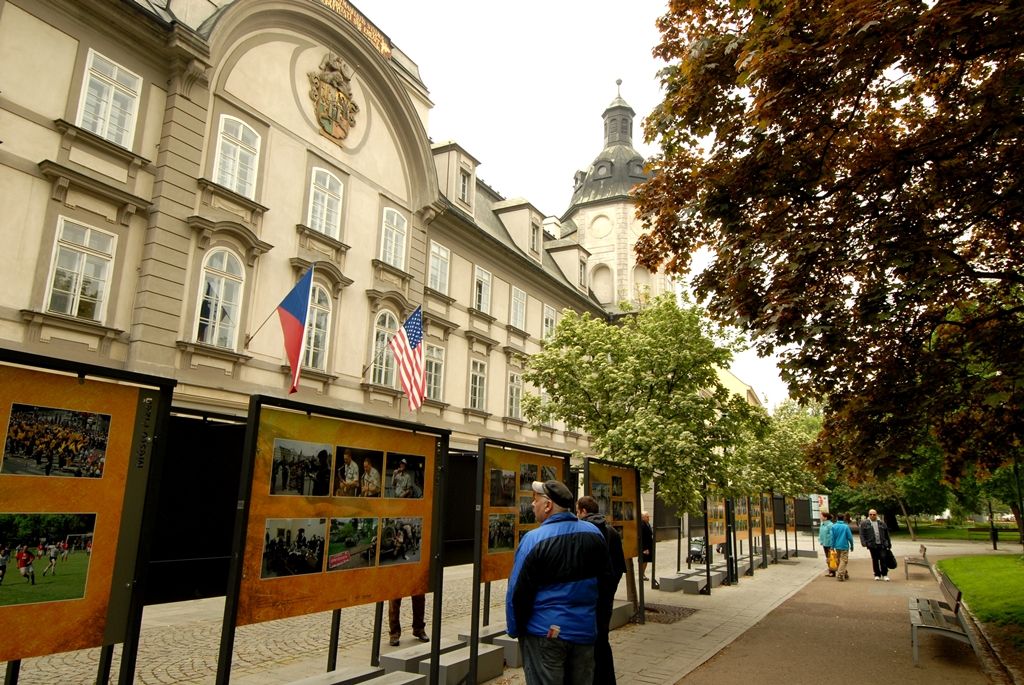 Slavnosti svobody, výstava fotografií – Smetanovy sady. (foto: 2.5.2014)