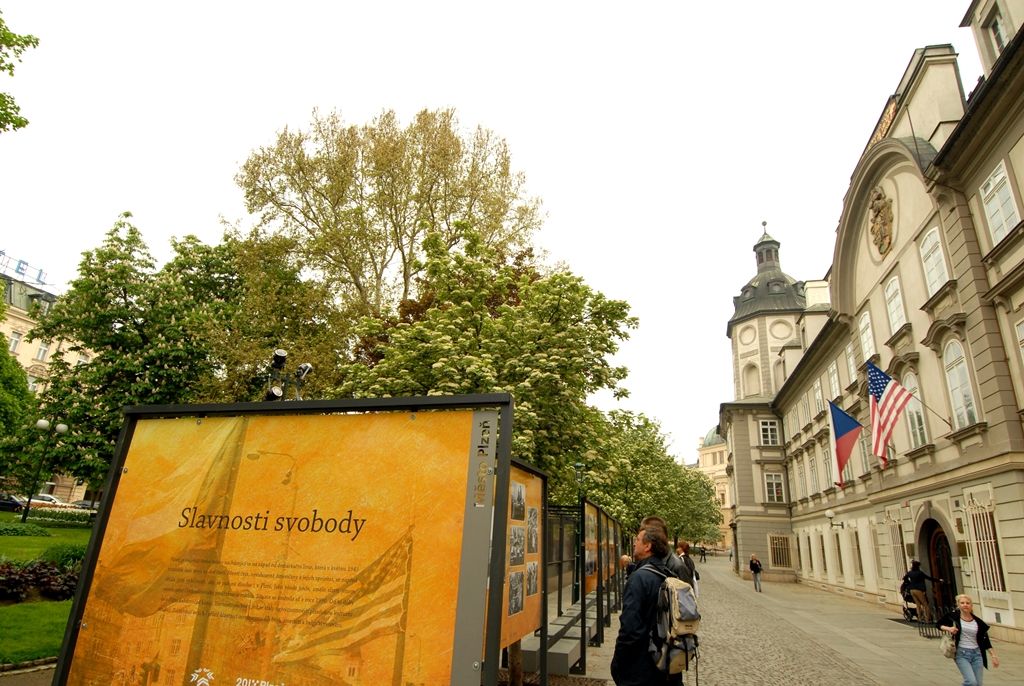 Slavnosti svobody, výstava fotografií – Smetanovy sady. (foto: 2.5.2014)