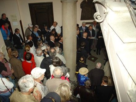 Vzpomínkový akt k uctění amerických vojáků 16. obrněné divize a belgických vojáků 17. Královského střeleckého pluku na plzeňské radnici