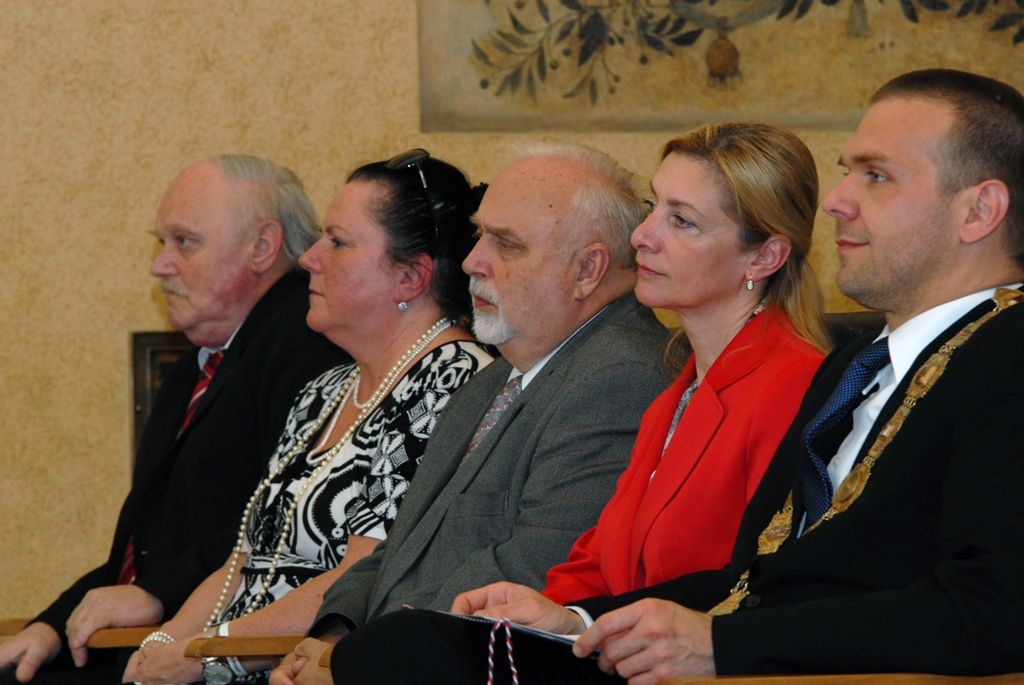 Plzeňské události 1. června 1953, kdy se na dvacet tisíc Plzeňanů vzepřelo komunistické moci, si město jako každý rok připomnělo udělením Ceny 1. června. Obdržel ji český literární kritik, politický komentátor, publicista a vysokoškolský učitel Bohumil Doležal za trvalou obhajobu a prosazování principů demokracie, lidských práv a svobod. (foto: 1.6.2014)