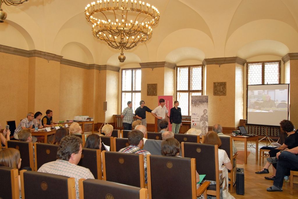 Žáci z plzeňských škol zpracovali dramatické životní osudy některých Plzeňanů