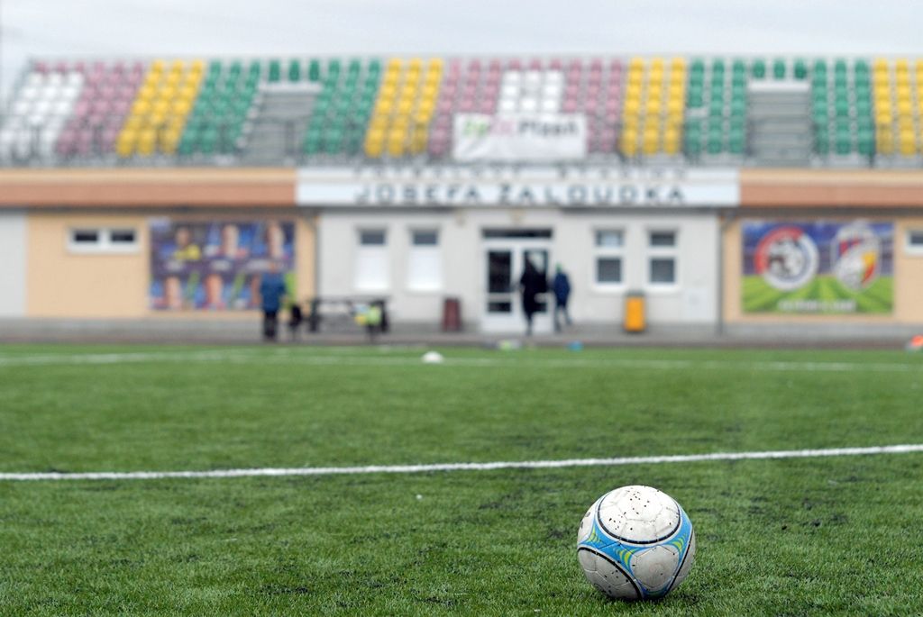 Stadion Josefa Žaloudka byl po kompletní výměně povrchu hřiště znovu otevřen