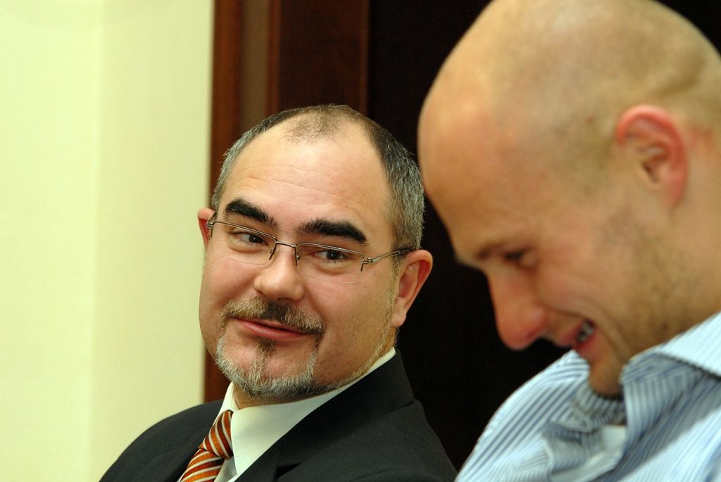 S úspěšnými handicapovanými sportovci se dnes (4.12.2014) setkal primátor města Martin Zrzavecký, náměstkyně pro školství a sociální věci Eva Herinková a radní pro podporu podnikání a sportu Michal Dvořák. Pozvání k neformálnímu posezení a společné diskusi přijali Kristýna Moravčíková, která vyniká v jízdě na tricyklu, mladí atleti Michal Vimmer a Josef Dekan, handbiker Pavel Foltýn, lukostřelci Jaroslav Zelenka a Štěpánka Kleisnerová i žáci ZŠ a MŠ pro zrakově postižené a vady řeči Plzeň Tomáš Kodýdek, Vilém Včala a Jaroslav Levý. Doprovodili je rodiče i trenéři Marcela Kulíšková a Roman Suda.