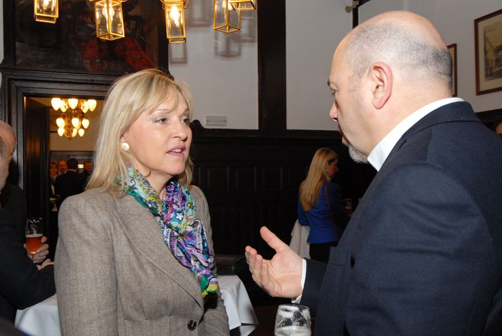 Původní a stále živá pivovarská řemesla, staročeská veselice ukazující to pravé české, které svým věhlasem překračuje hranice země, speciální pivovarská pošta a atraktivní prohlídky návštěvnické trasy s ochutnávkou piva. Tak se, kromě jiných, Plzeňský Prazdroj zapojil do slavnostního otevření města evropské kultuře. (foto: 17.1.2015)