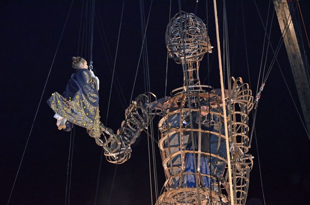 Autor: E. Kriegerová