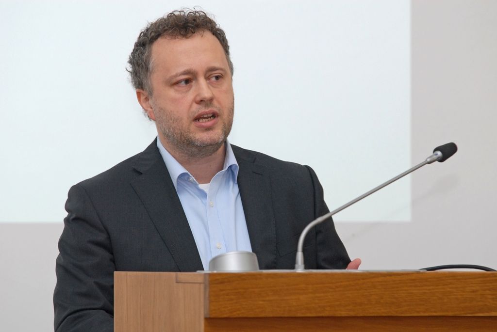 Plzeň si nechala zpracovat analýzu týkající se latentního bezdomovectví, získala údaje od obyvatel 70 místních ubytoven. Data vycházející z odpovědí 718 osob starších 15 let budou podkladem pro nastavení efektivních služeb poskytovaných městem. Dotazovaní se vyjadřovali k formě obživy, své finanční situaci, důvodům pobytu na ubytovnách, četnosti jejich střídání a podobně. Pro odbor sociálních služeb magistrátu analýzu zpracovala katedra sociologie Filozofické fakulty Západočeské univerzity v Plzni. (foto: 20.3.2015)