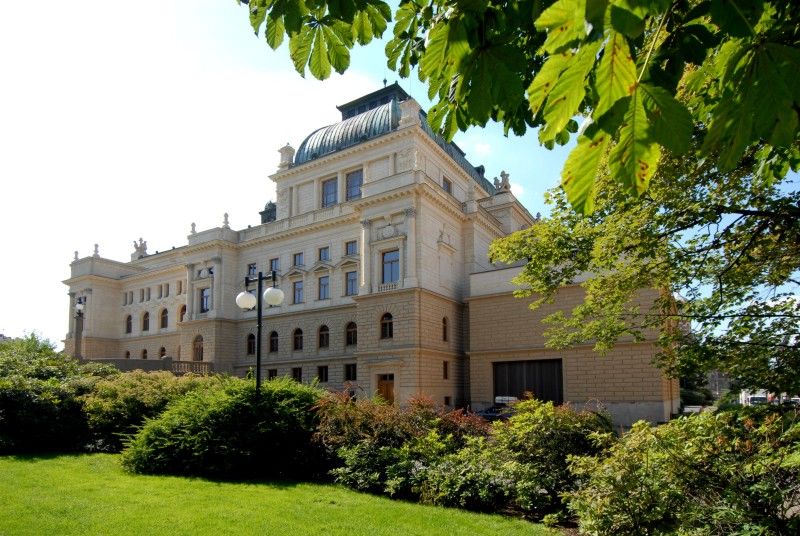 Divadlo Josefa Kajetána Tyla