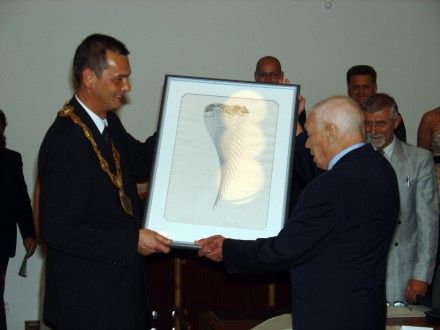 Slavnostní zasedání Zastupitelstva města Plzně při příležitosti předání Ceny 1. června Ivanovi Madkovi za významný přínos k prosazování demokracie, svobody a spravedlnosti