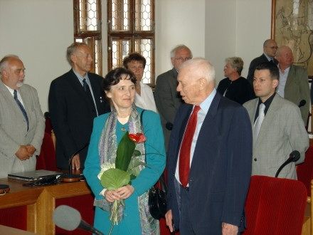 Slavnostní zasedání Zastupitelstva města Plzně při příležitosti předání Ceny 1. června Ivanovi Madkovi za významný přínos k prosazování demokracie, svobody a spravedlnosti