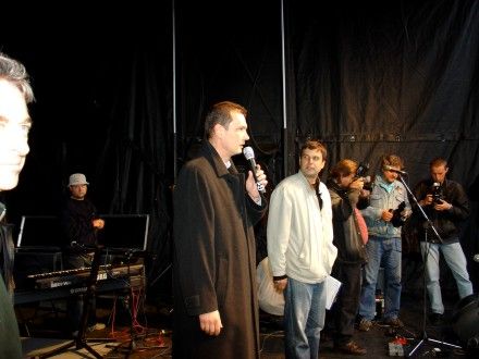 Přípitek na náměstí Republiky v Plzni u příležitosti 163. výročí od uvaření první várky piva Pilsner Urquell