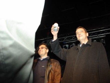 Přípitek na náměstí Republiky v Plzni u příležitosti 163. výročí od uvaření první várky piva Pilsner Urquell